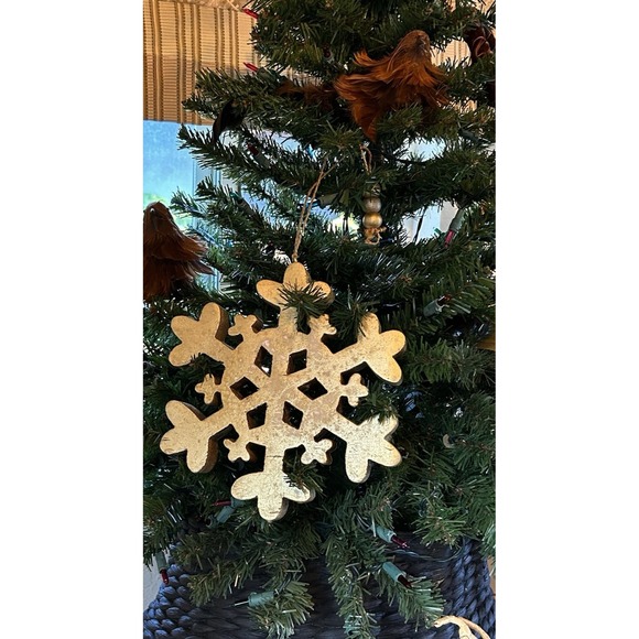 Rustic Wooden Snowflake Ornament Hanging Christmas Decor Farmhouse Snow - Picture 3 of 9